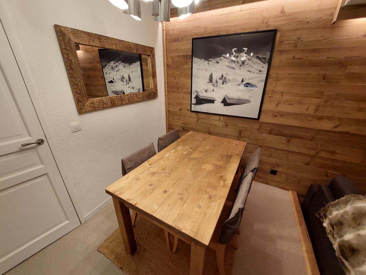 40M2 - Ski Aux Pieds - La Tania - Parking Couvert Eksteriør bilde